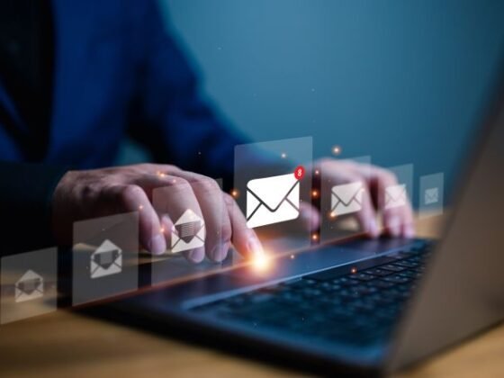 Side Hustles Online: How Beginners Are Earning Extra Income in 2026